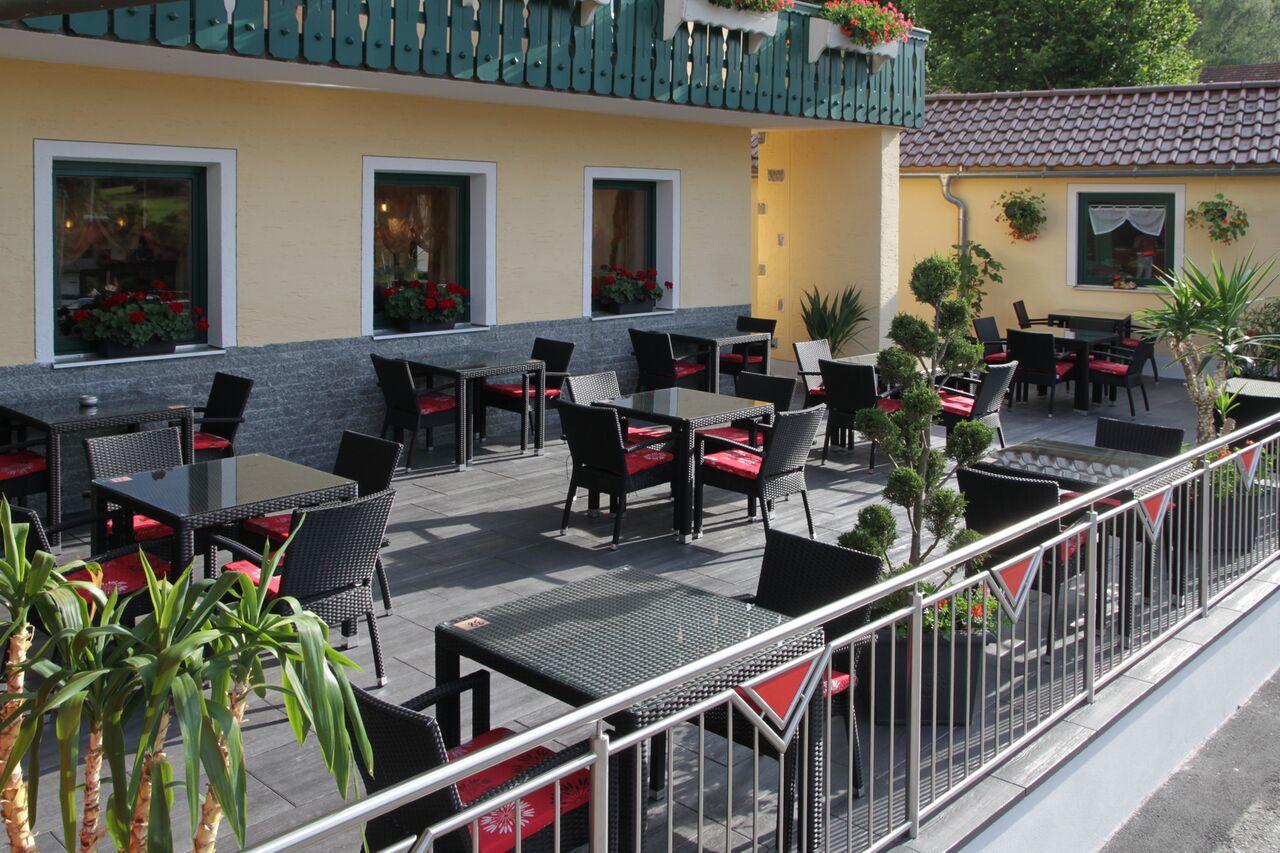 Gasthof-Hotel Dilger Rattenberg Buitenkant foto