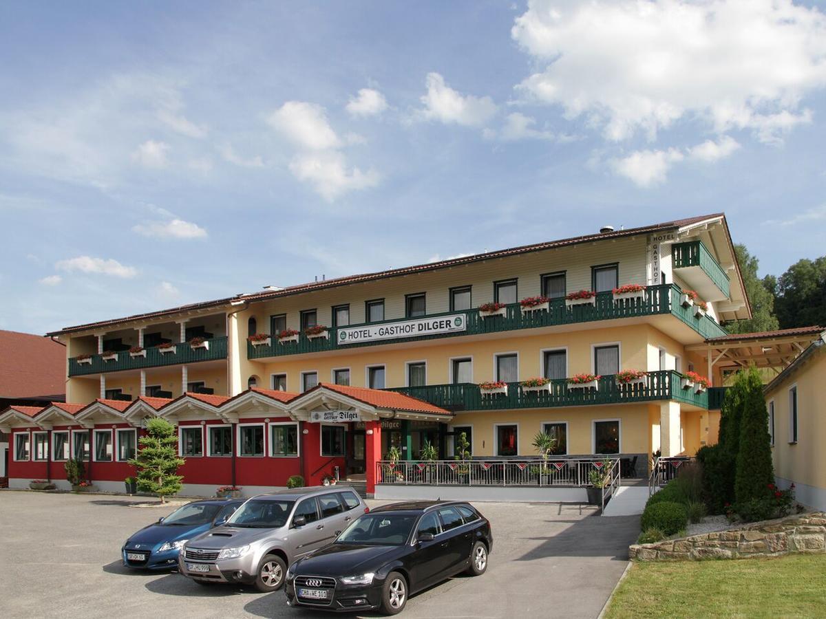 Gasthof-Hotel Dilger Rattenberg Buitenkant foto