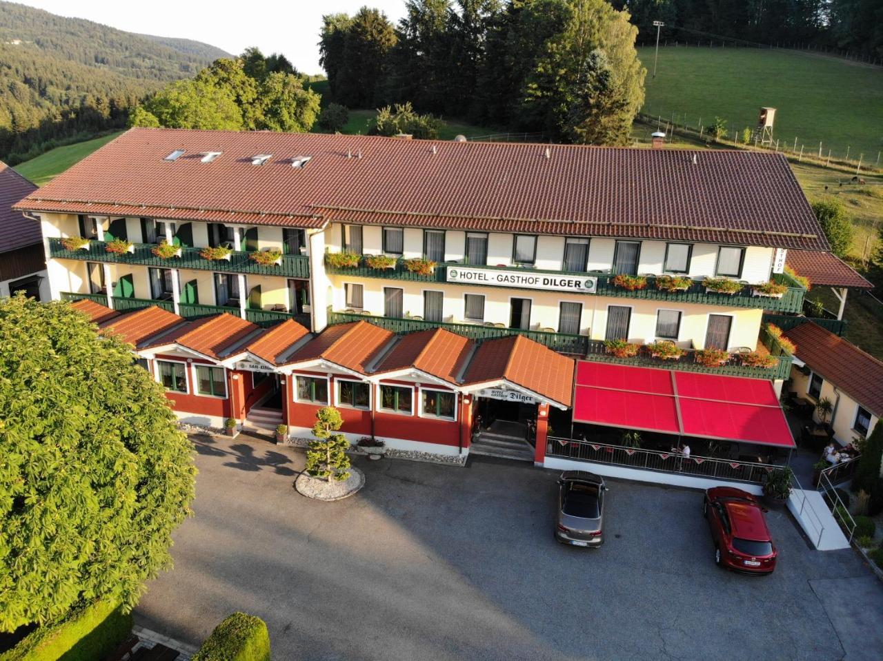 Gasthof-Hotel Dilger Rattenberg Buitenkant foto